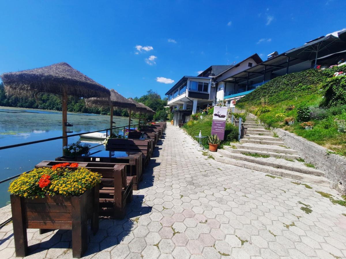 Bed and Breakfast Gostisce Jezero Medvode Exterior foto