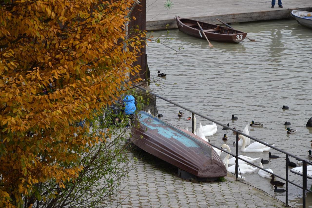 Bed and Breakfast Gostisce Jezero Medvode Exterior foto